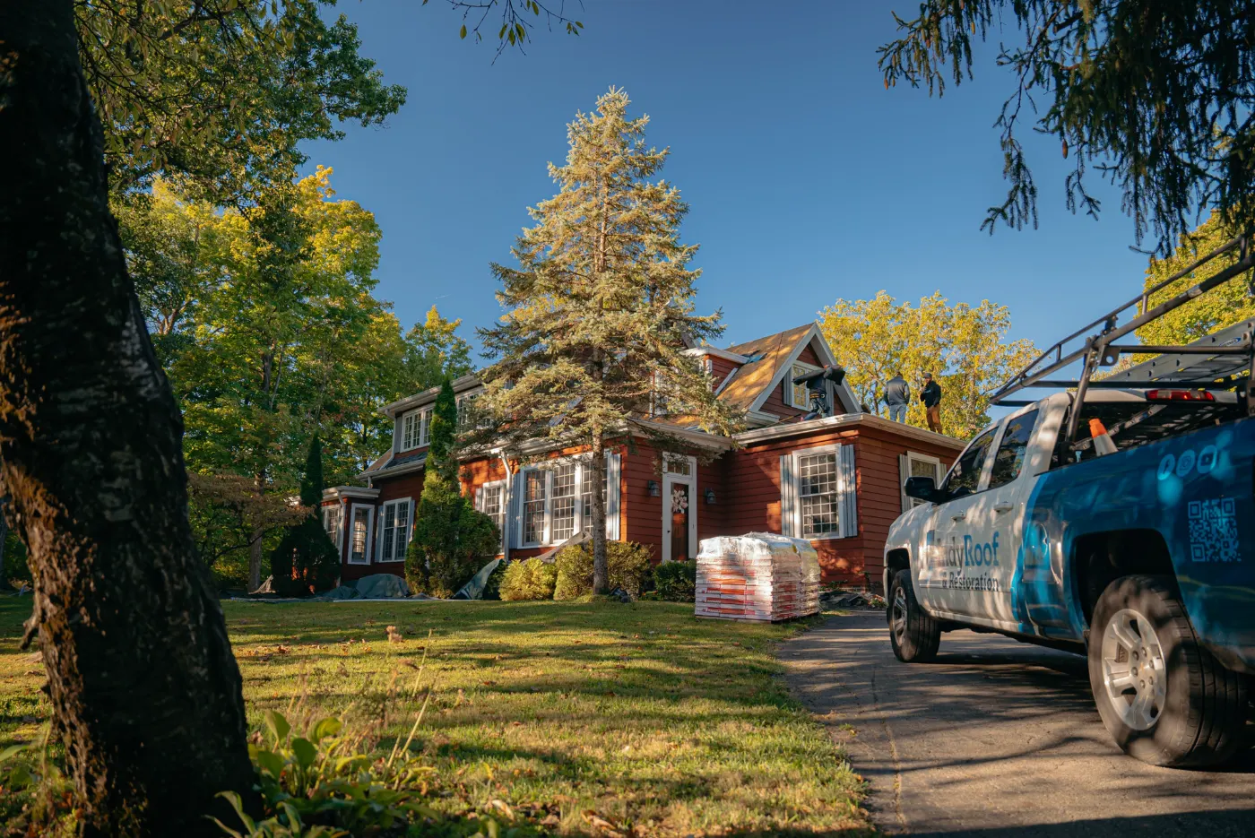 Manufacturer-certified roof installation in Ellettsville